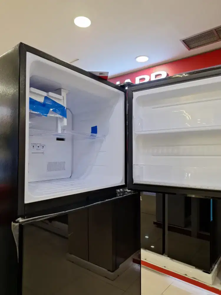 CASH / KREDIT KULKAS SHARP