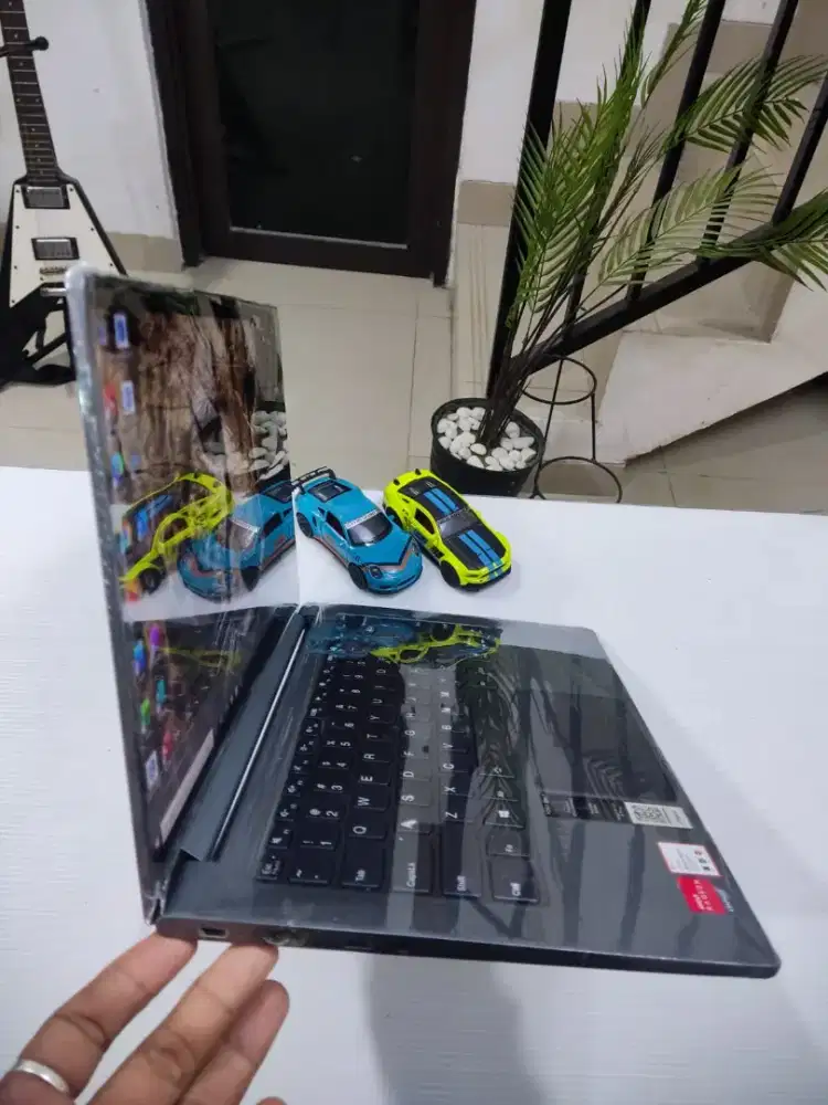 Lenovo Yoga Slim 7 82A2 Superslim [RAM 16GB/SSD 512GB]