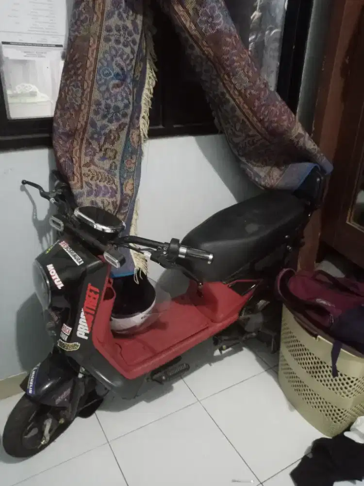 Di jual sepeda listrik second