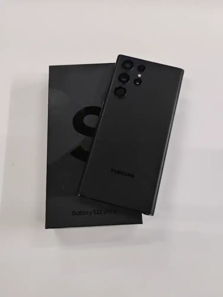 samsung S22 ultra 12/256gb phantom black
