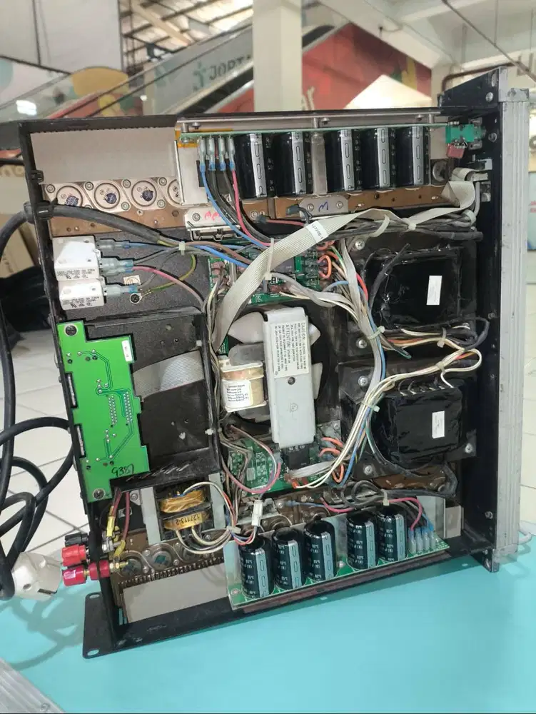 Power Amplifier Crown Macrotech 2402 Ori Made in USA