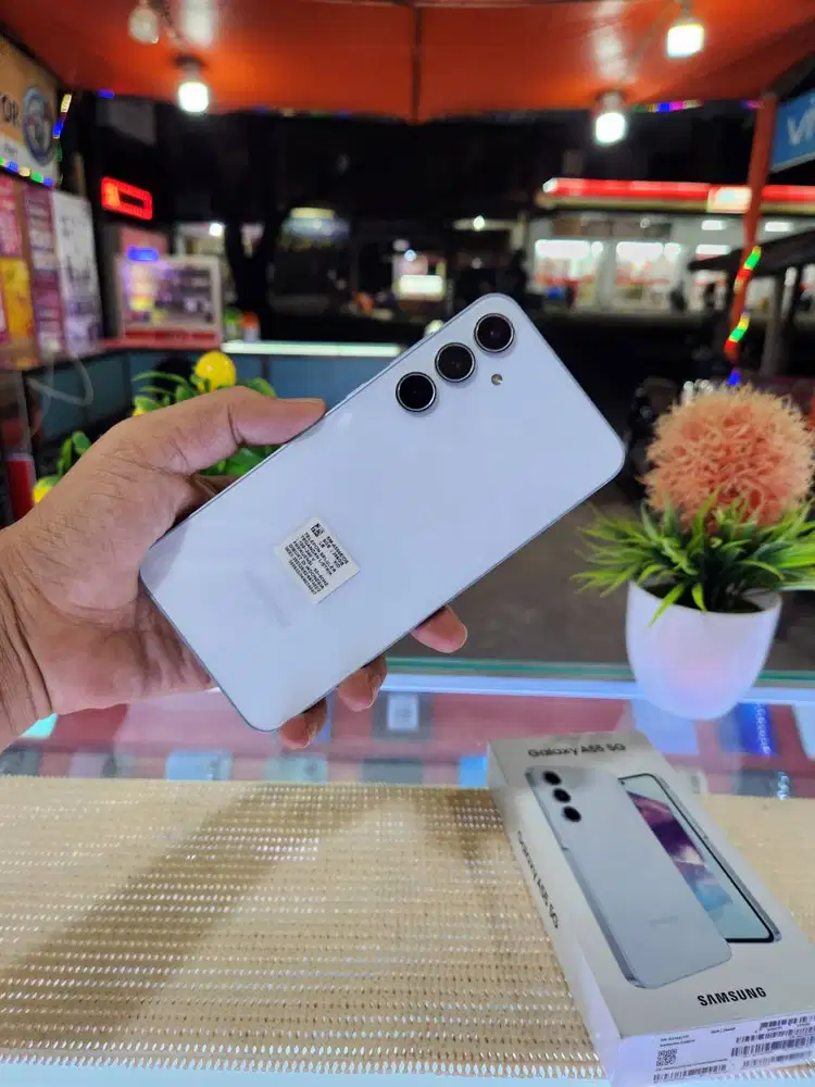 Samsung A55 5G Ram 8+8Gb/ 256Gb Fullset Mulus Ori 100% SEIN Like New