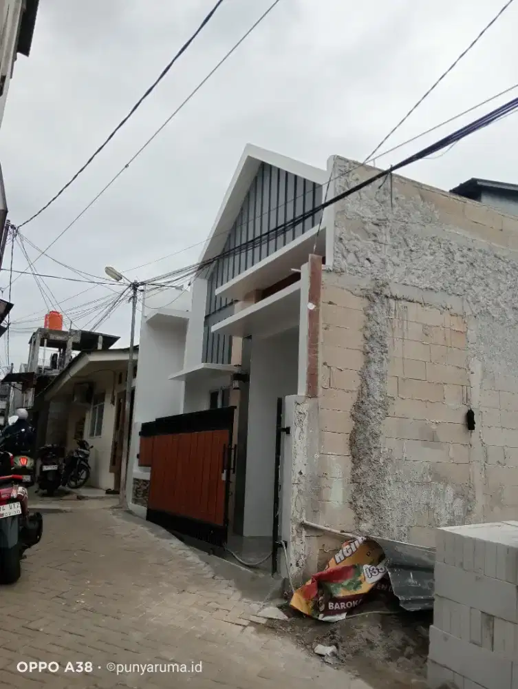 RUMAH BARU 1,5 LANTAI LARANGAN INPRES