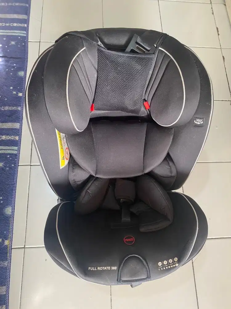 Car seat baby does Full rotate 360