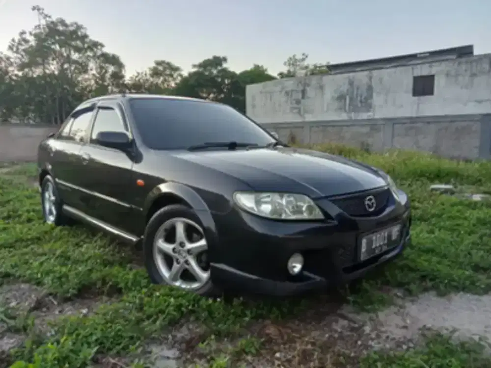 Mazda protege 323 AT th 2003