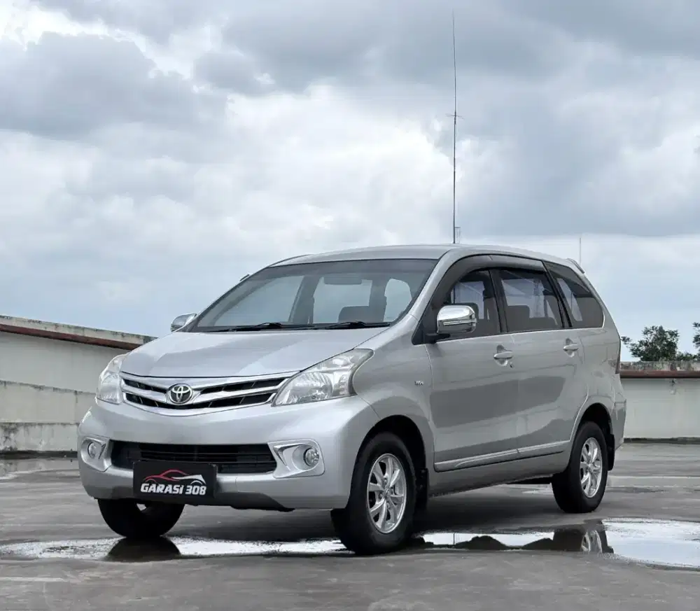 Toyota Avanza 1.3 G AT 2013 Warna Silver KM 98rb Pajak Oktober 2026