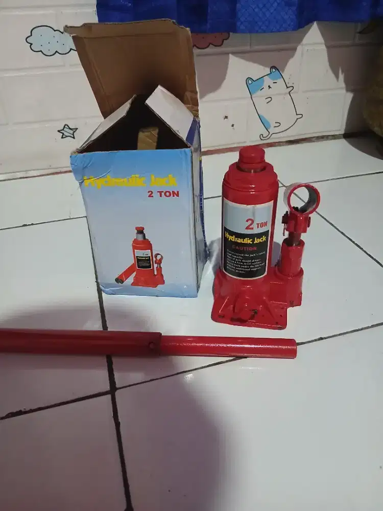 Dongkrak mobil 2 ton