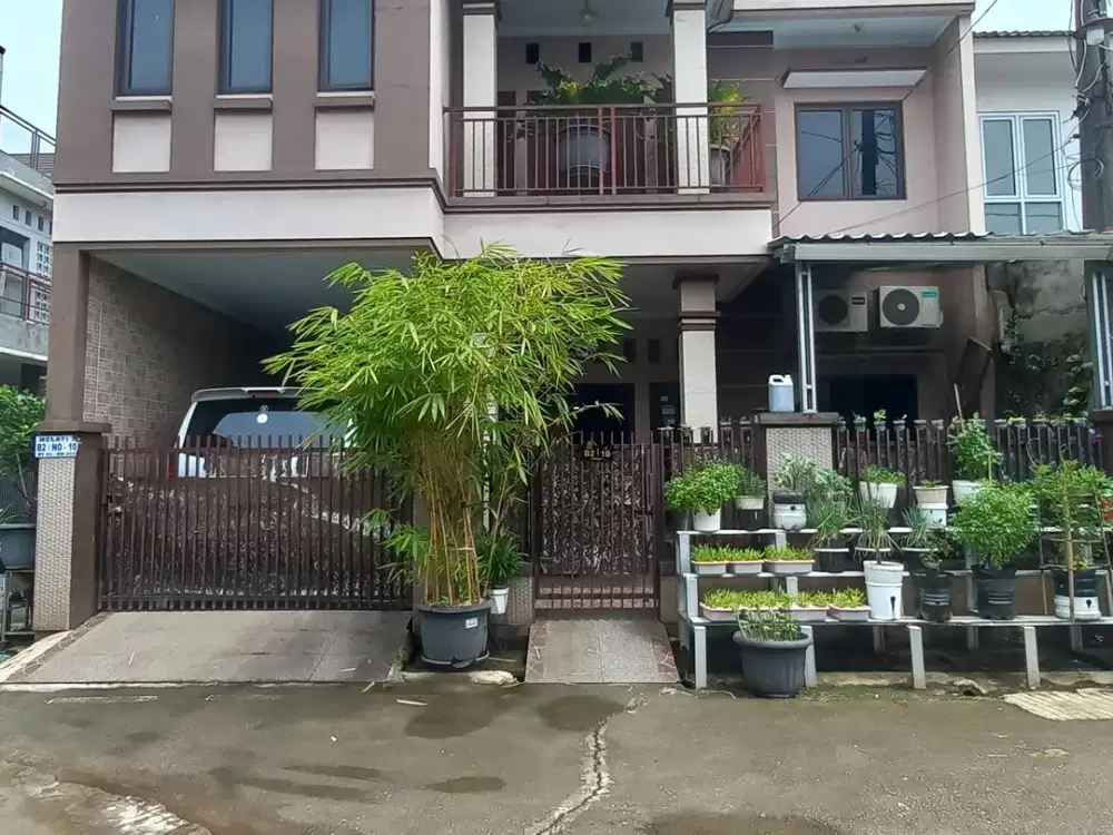 Rumah Cantik 5 Mnt Tidur 16 Menit ke Mal Pondok Gede Siap KPR J-40994