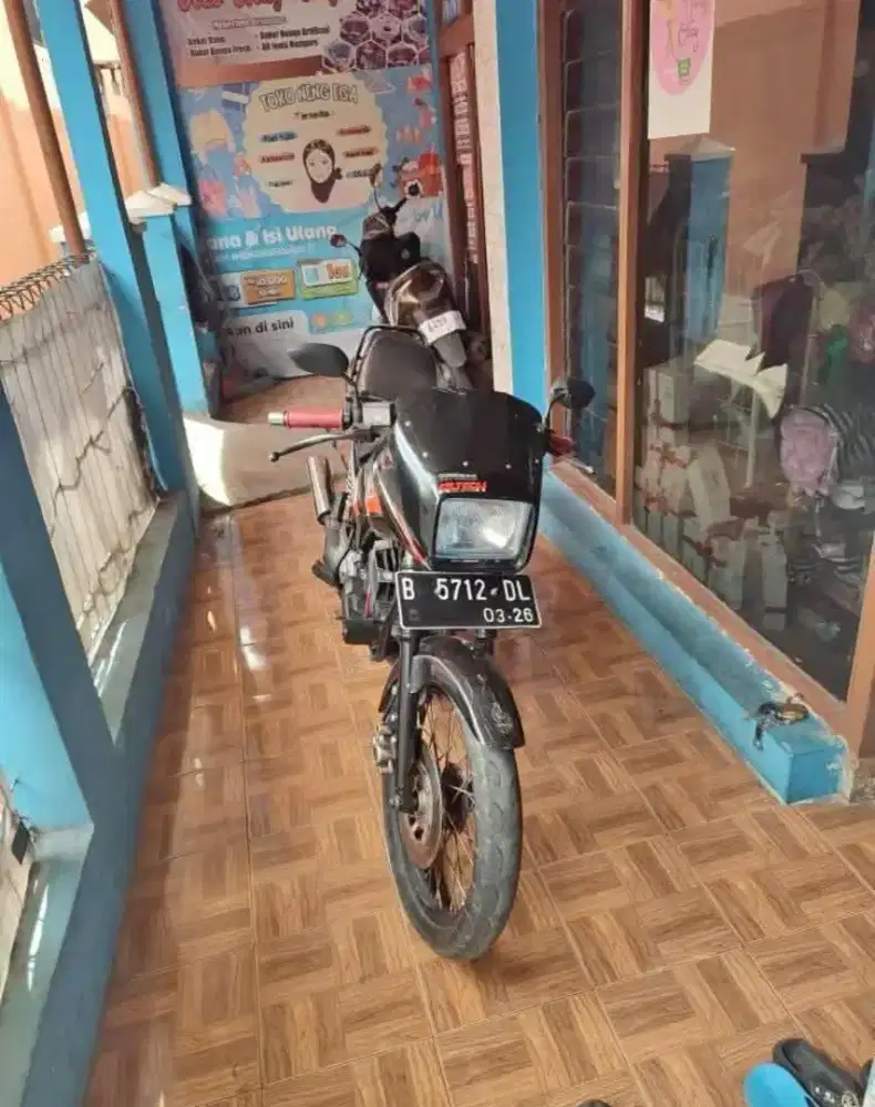 Rxz/Rzr 1990 komplit