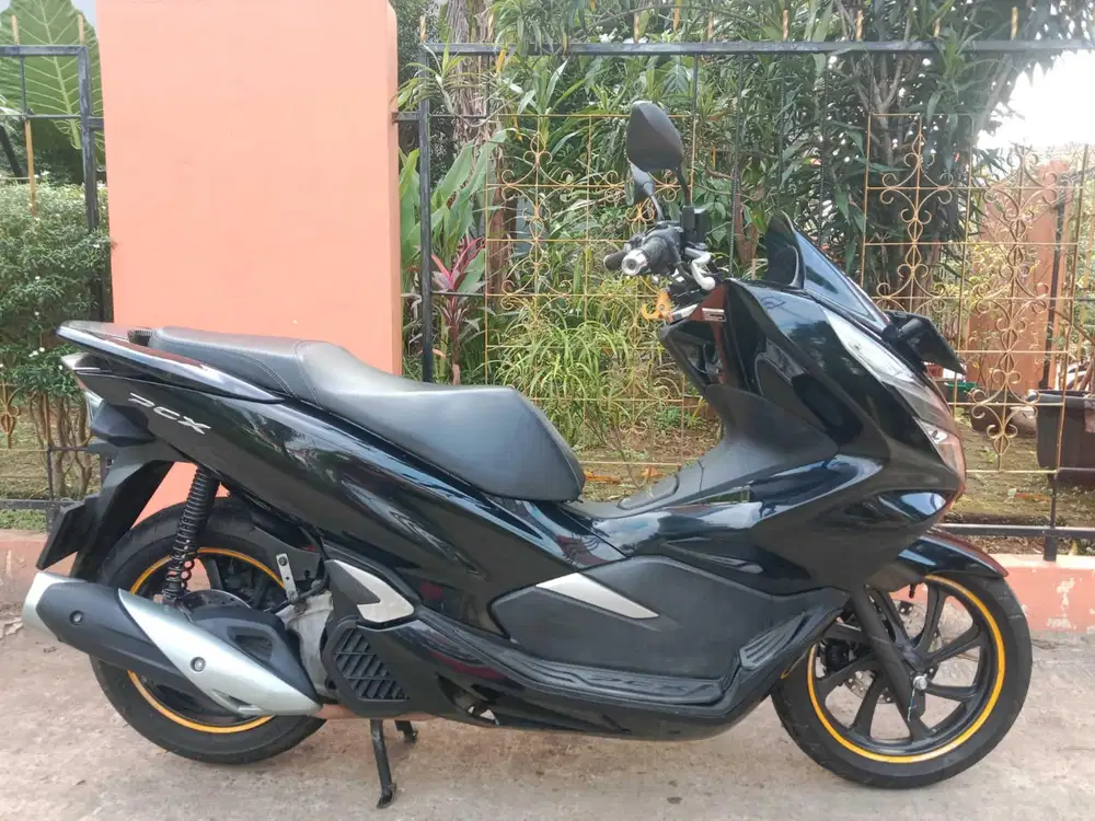Honda PCX 150 abs th 2019 bisa cash/kredit