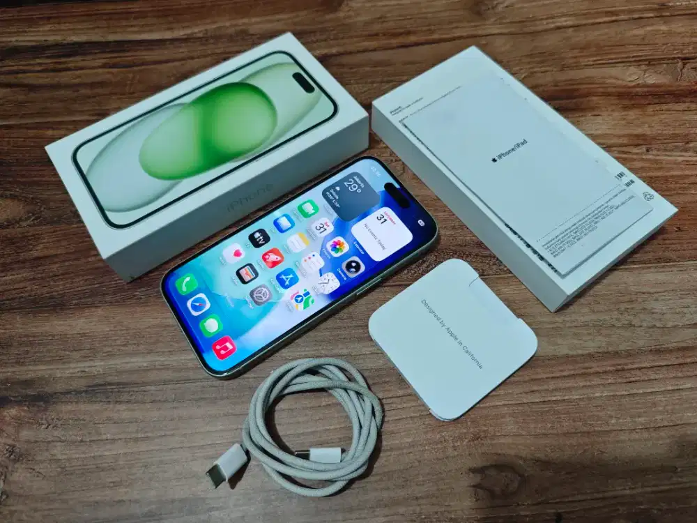 Apple Iphone 15 128GB Green Ex ibox Mulus Lengkap Normal bisa COD
