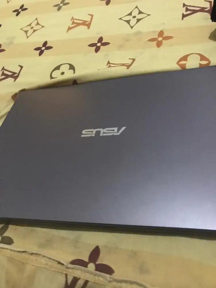 Laptop asus grey