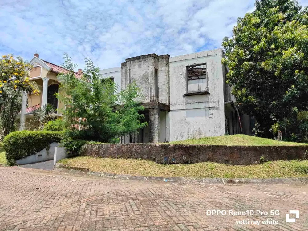 RUMAH SETENGAH JADI DI TAMAN GIRI LOKA BSD MURAH HITUNG TANAH SAJA