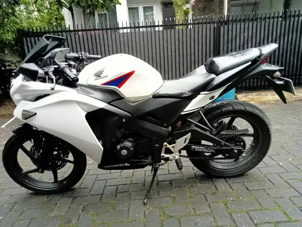 Honda CBR tahun 2011