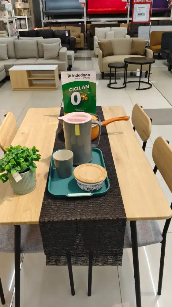 MEJA MAKAN MINIMALIS