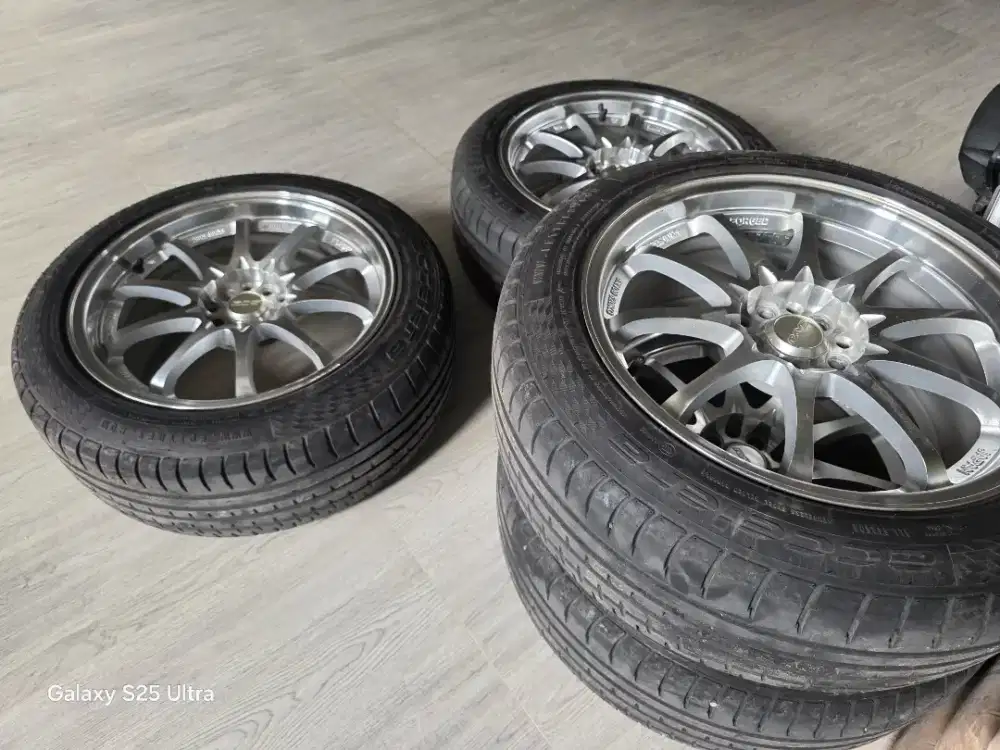 Dijual velg + Ban + Lowring kit