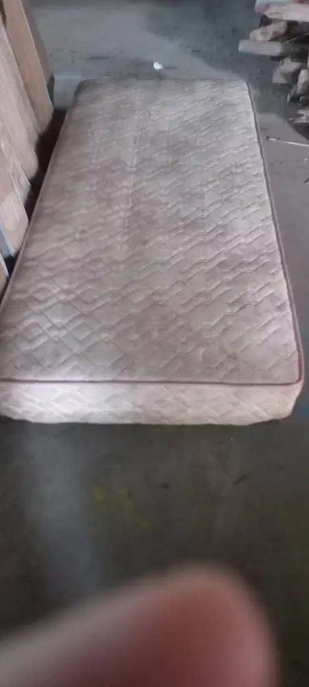 Spring Bed Romance bekas ukuran 120 x 200 cm