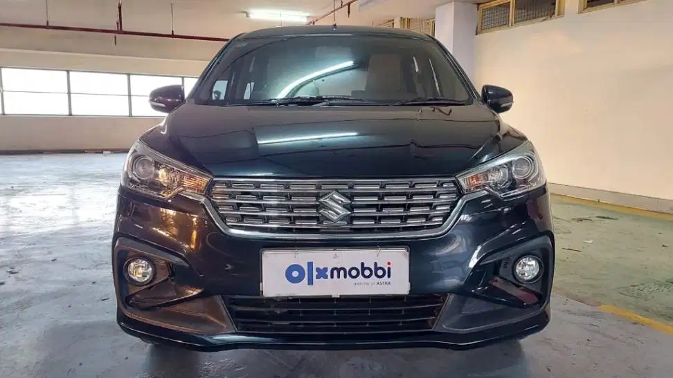 Garansi Mesin 1th TDP 10JT Suzuki Ertiga 1.5 GX Bensin-AT Hitam 2021