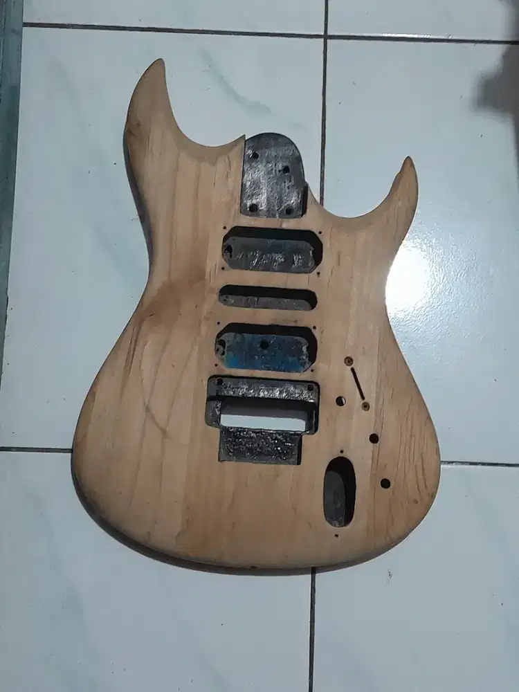 Gitar listrik body updown not bas ampli efek drum piano