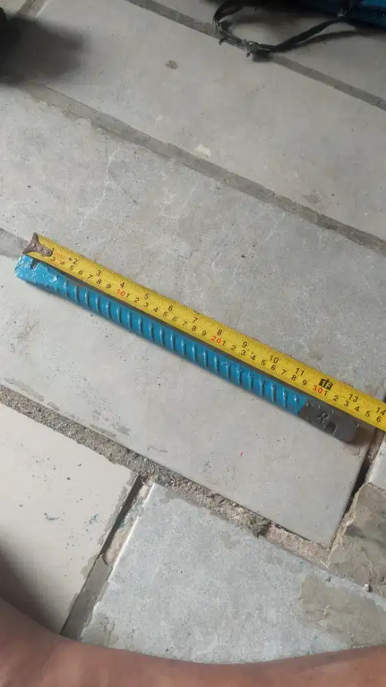 KUNCI BESI BAJA BETON BEGEL BEHEL ALAT PENEKUK BESI 35 CM 8MM-6MM