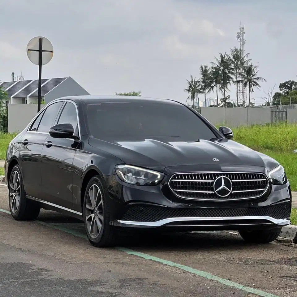 (CASH) Mercedes Benz E200 Facelift W213 2022