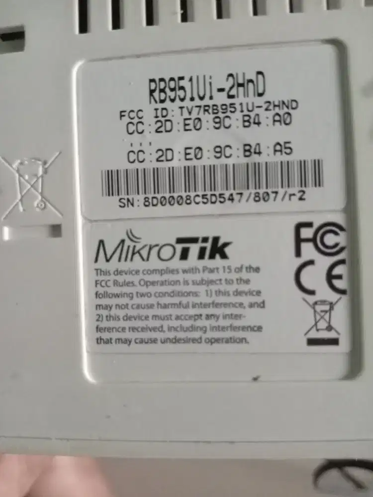 Router MikroTik RB951Ui-2HnD Second Normal – Siap Pakai