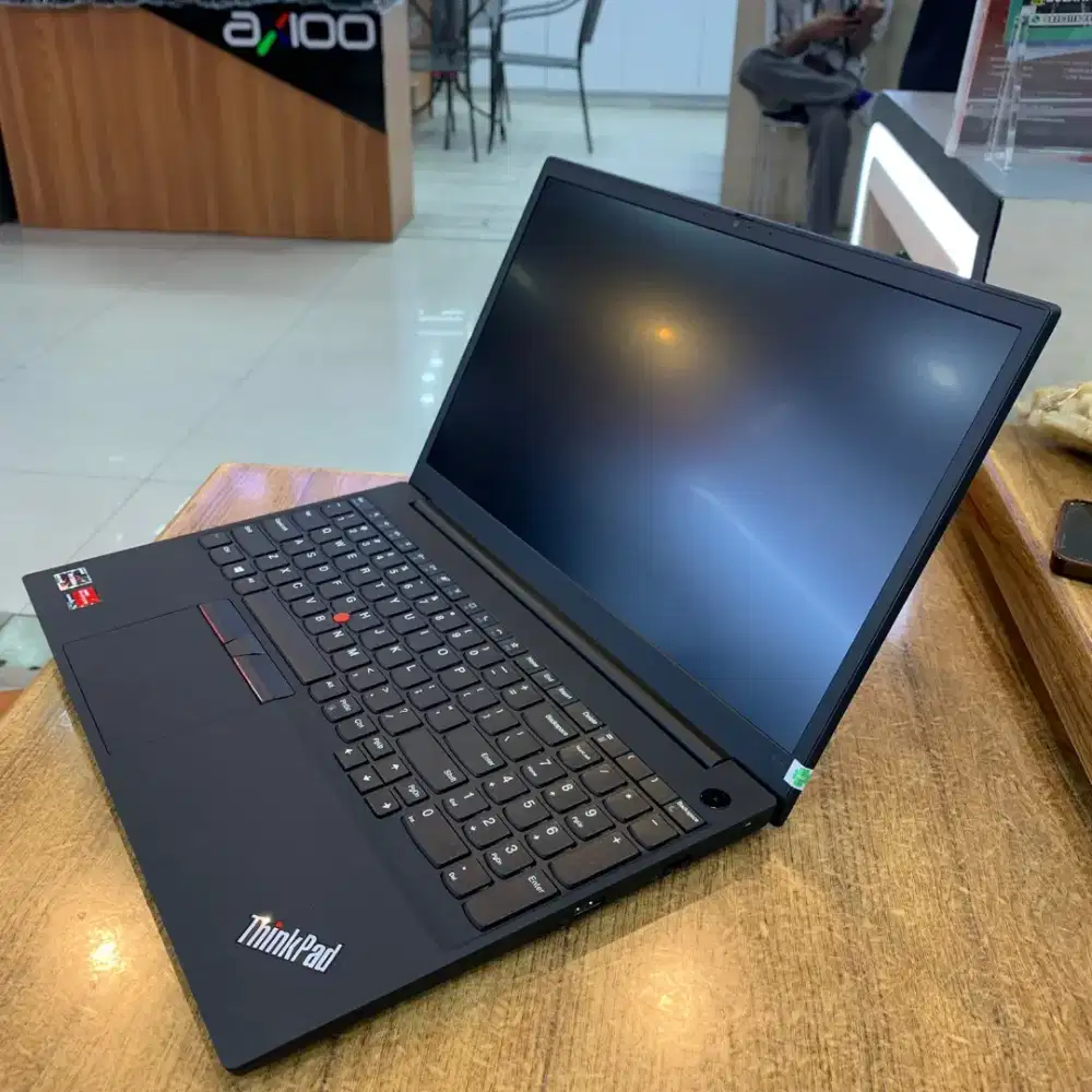 LENOVO THINKPAD E15 GEN2 AMD R5 Kredit DP 0