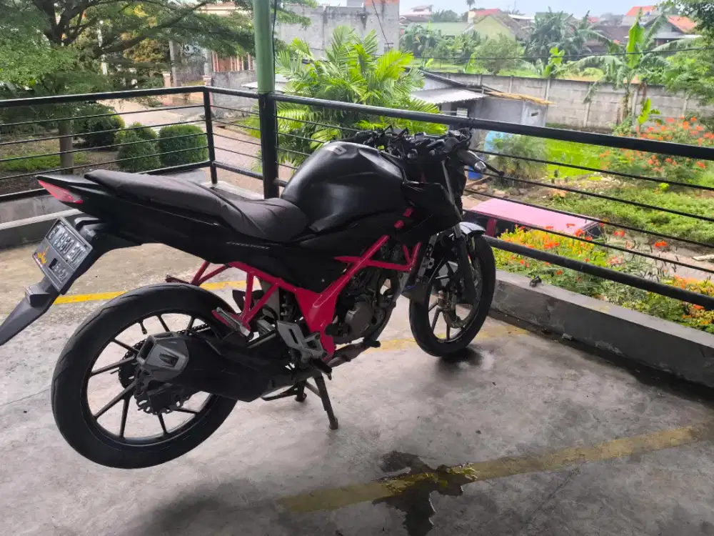 Cb150r 2017 plat B