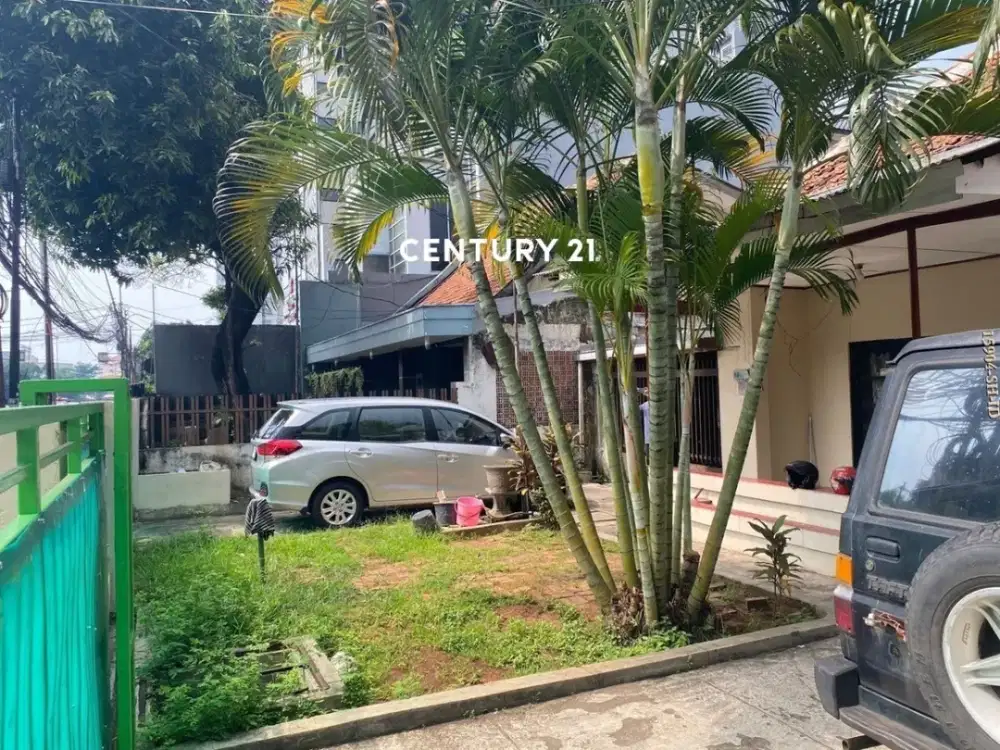 Rumah Lama Hitung Tanah Lokasi Strategis Di Area Komersil