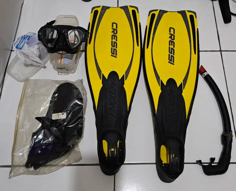 Alat Selam Diving Snorkeling Cressi Original Fin, Masker, Snorkel