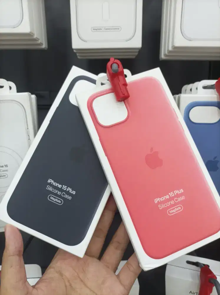 Casing original iphone 15 plus