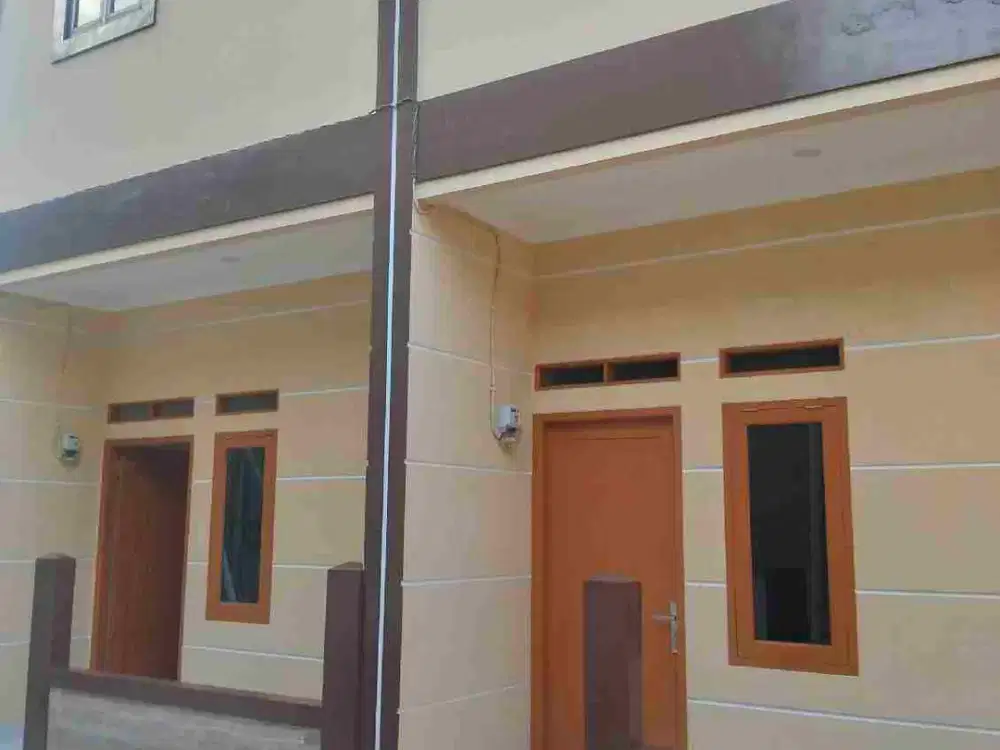 Di jual rumah minimalis kokoh permanen 2 lantai full di sektor Ciledug kota Tangerang