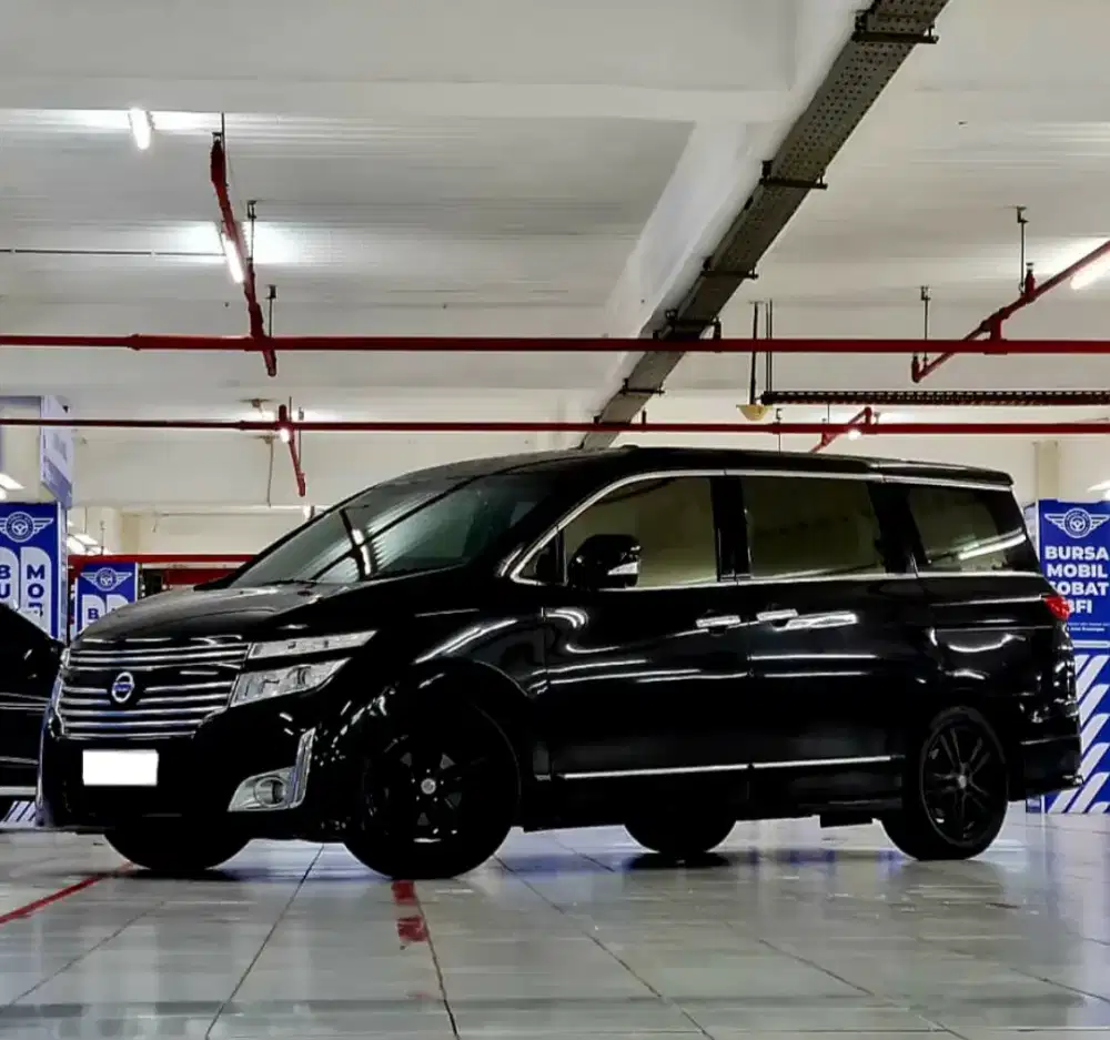 Nissan Elgrand Hws 2012