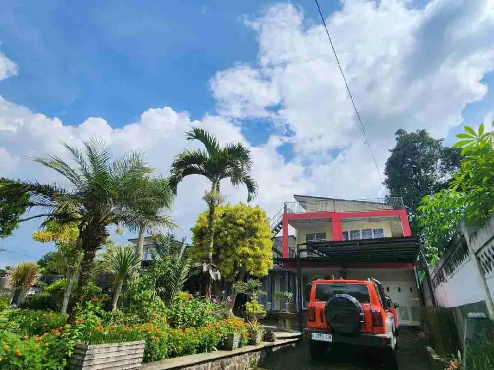 Villa Minimalis Bagus Ada Swimming Pool Cipanas Puncak