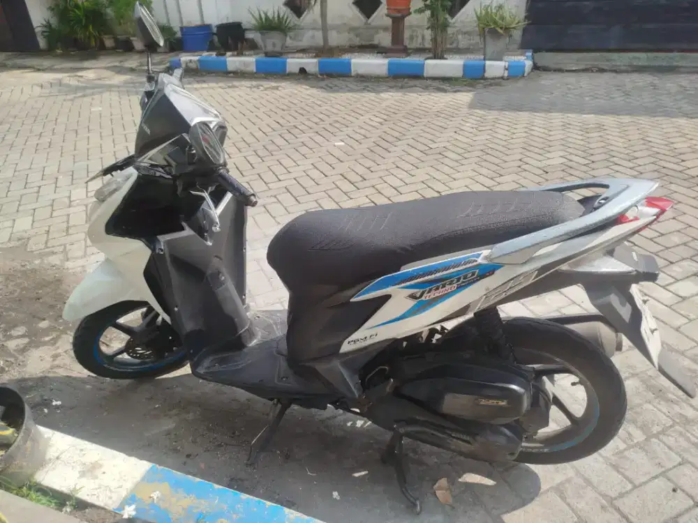Dijual Bu Vario techno 125cc