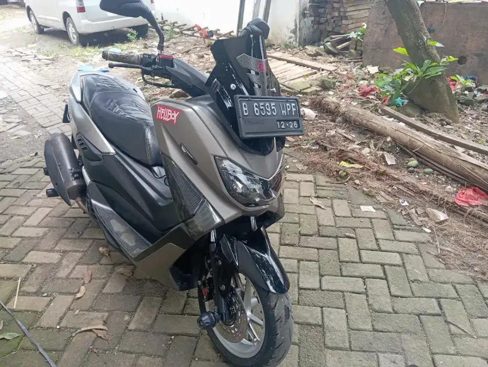 Nmax 2016 pjk hidup plat tangsel