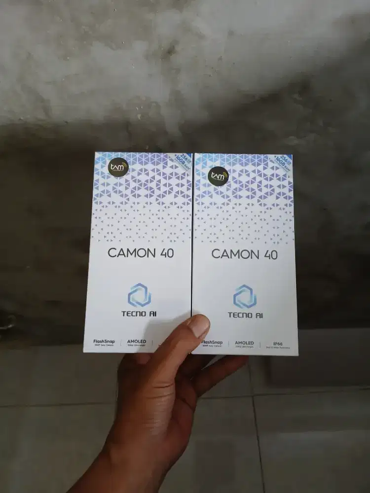 [ Fast respon WA ] Tecno Camon 40 8+8/256 Garansi resmi 13bln