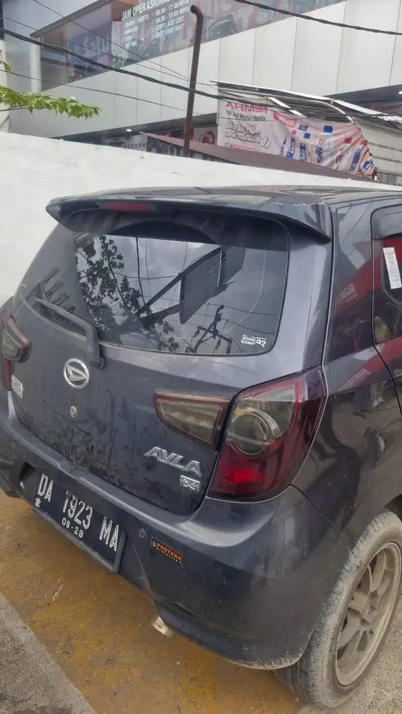 Di jual mobil pribadi ayla X 2018