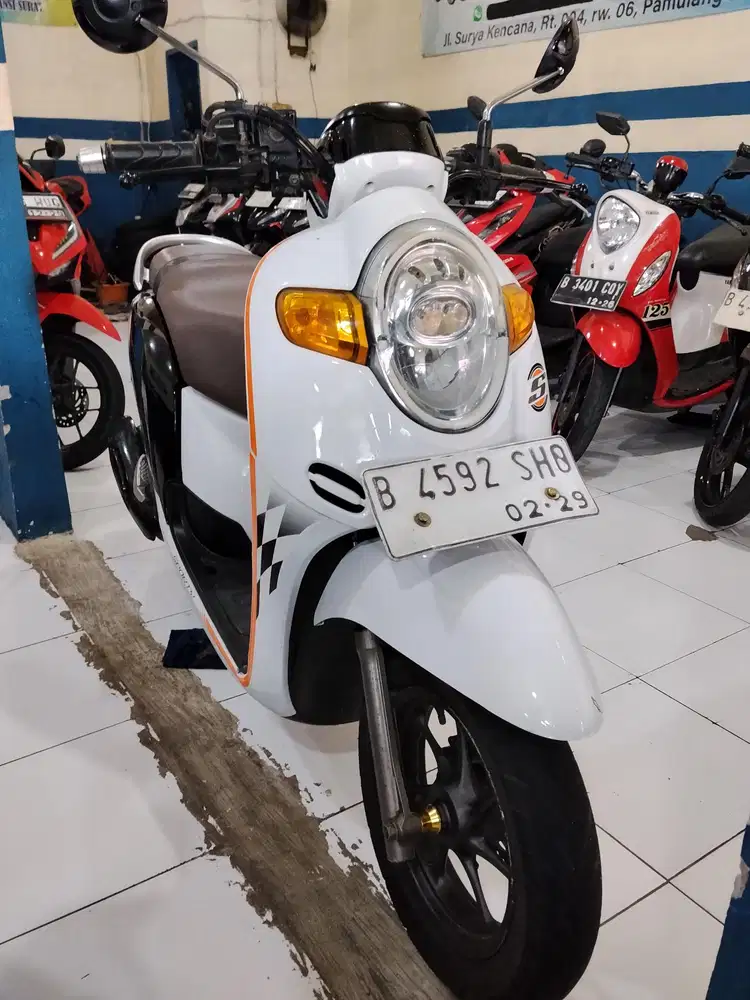 DI JUAL HONDA SCOOPY 2019 SIAP PAKAI