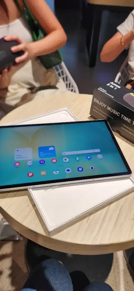 Tablet S10fe+ ready cicilan 24 bulan free speaker