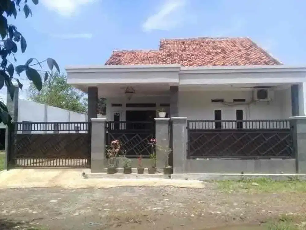 Dijual Rumah Warisan Siap Huni, Berlokasi Strategis Di Cikeas Udik, Bogor