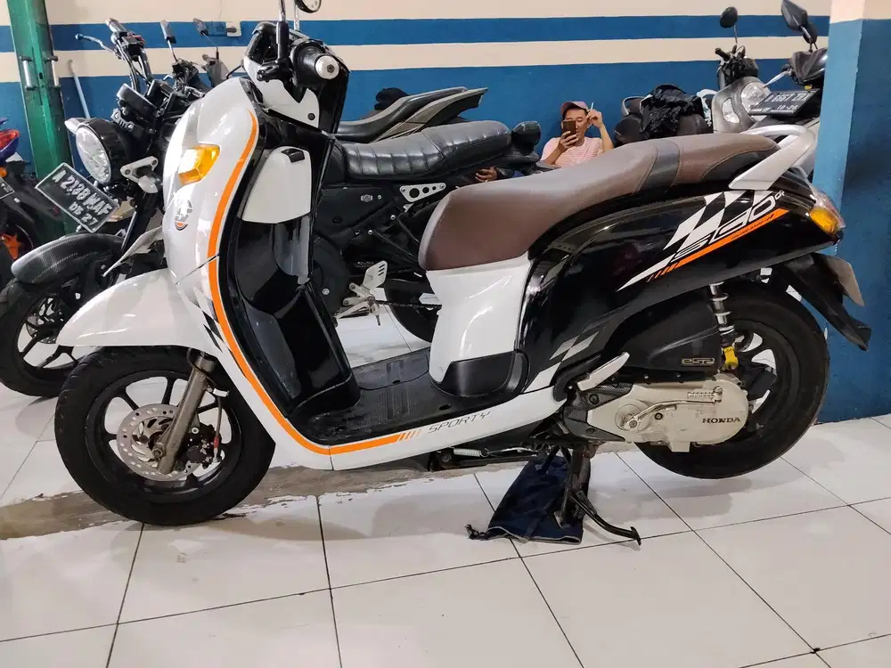 JUAL CEPAT HONDA SCOOPY 2019 FULL ORISINIL