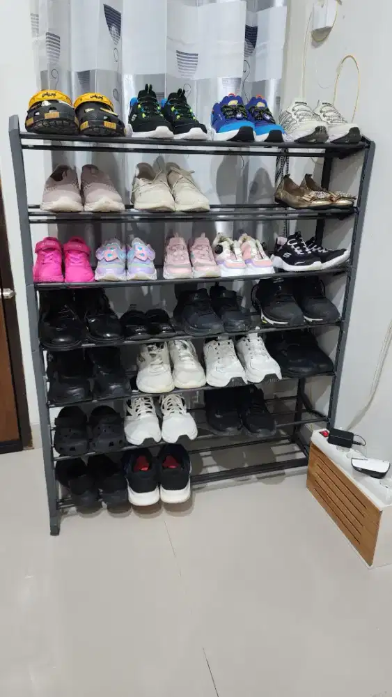 Rak sepatu 7 tingkat