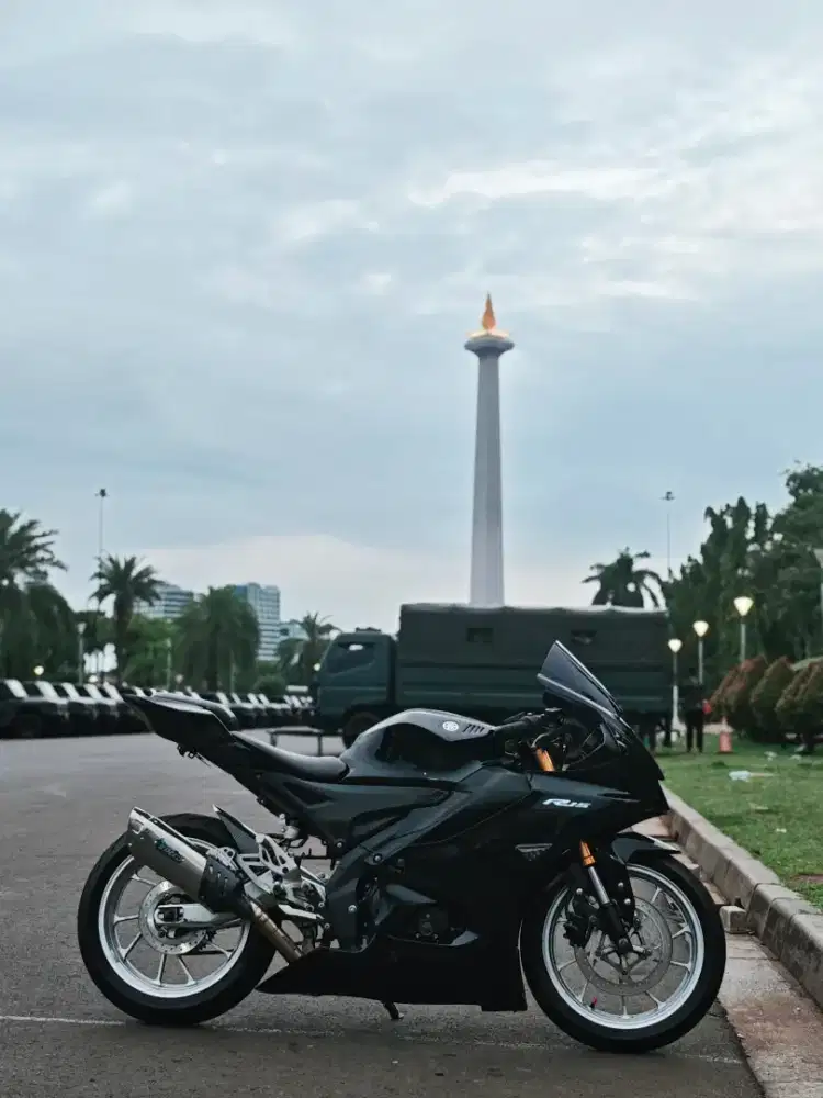 R15 V4 2022 LENGKAP JAKSEL