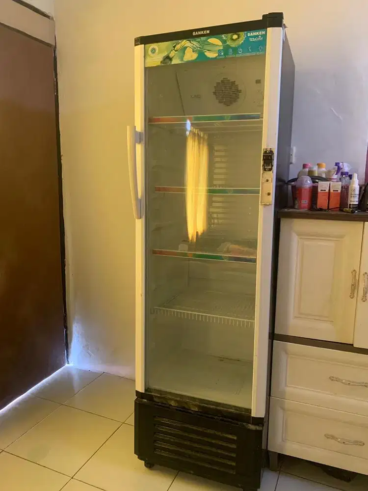 KULKAS RUSAK SHOWCASE DAN YANG MASIH BAGUS