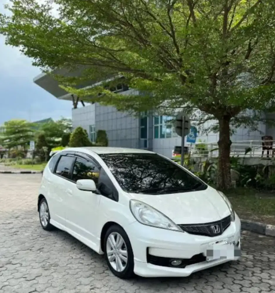 NEGO wajar oomtant Jazz rs manual MMC 2012