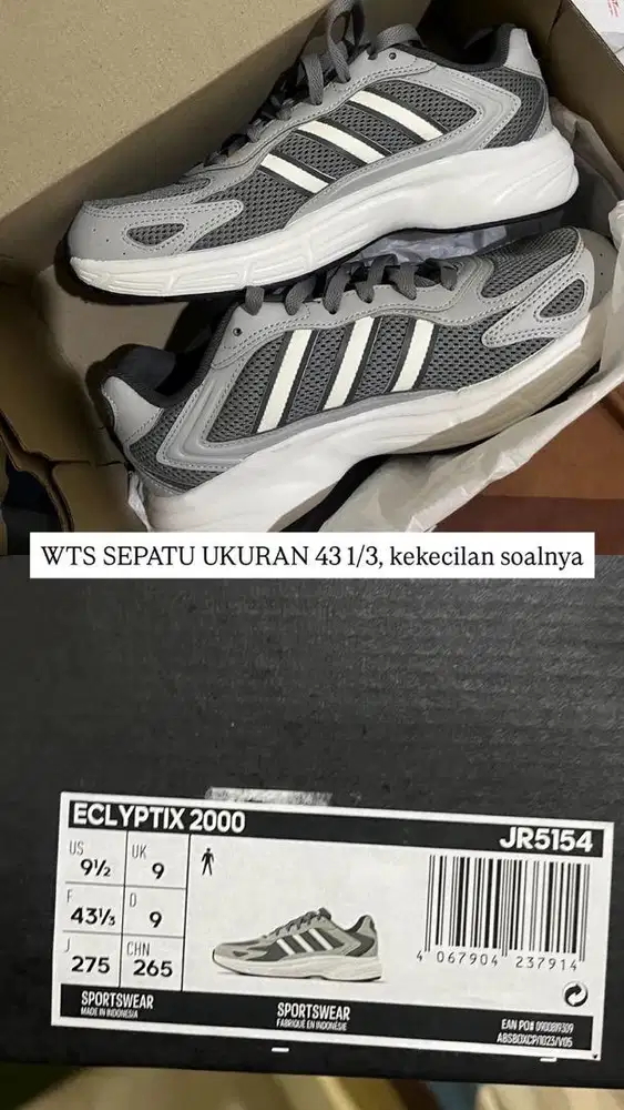 SEPATU RUNNING ADIDAS