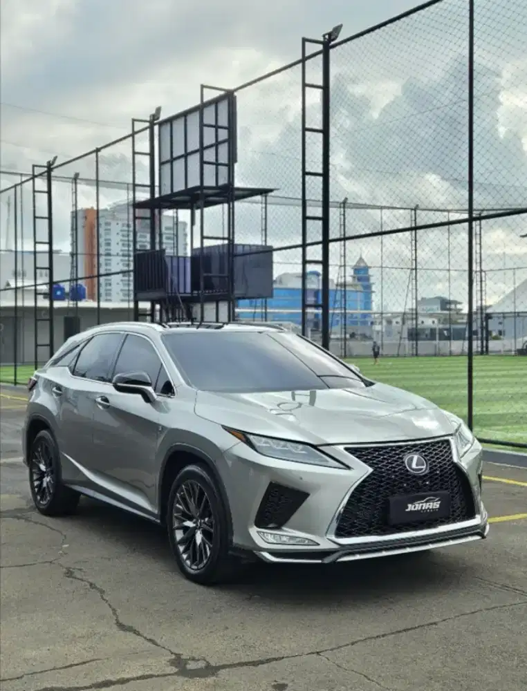 RX200t F-Sport Sonic Titanium on Black
Facelift To RX300 2020