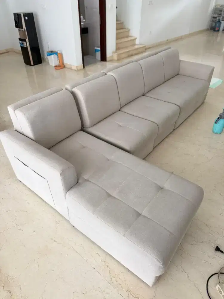 Sofa L lightly used. Just cleaned it today