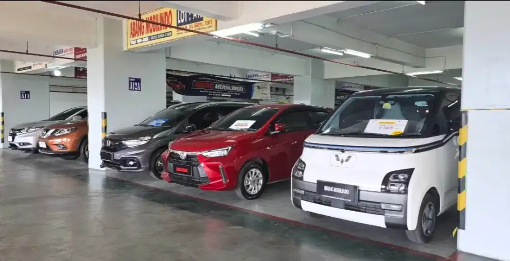 Marketing & Sales Digital Showroom Mobil Bekas